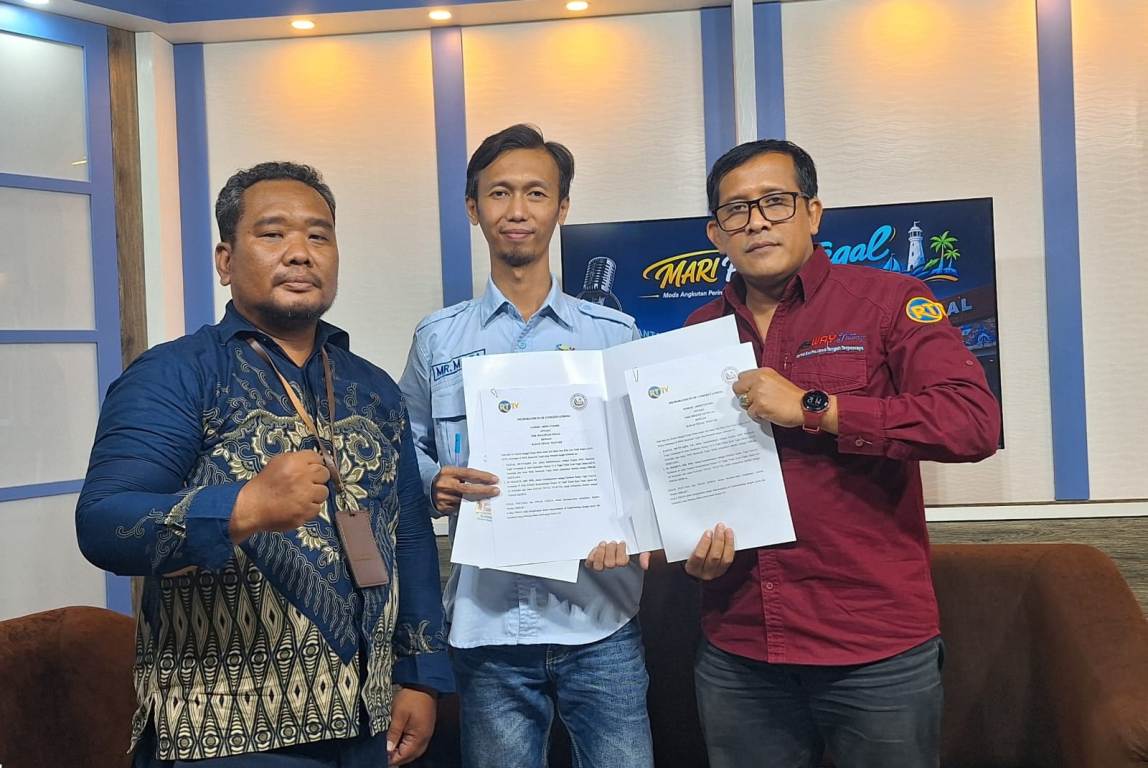 SMK Ihsaniyah Kota Tegal dan Radar Tegal Televisi Jalin Kerja Sama untuk Tingkatkan Kompetensi Broadcasting